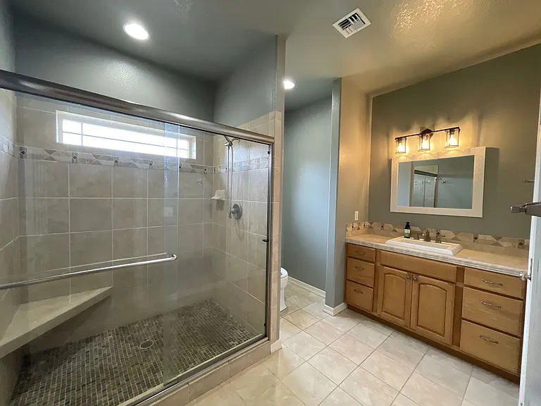 228 Winchester Creek Ave — Photo 32