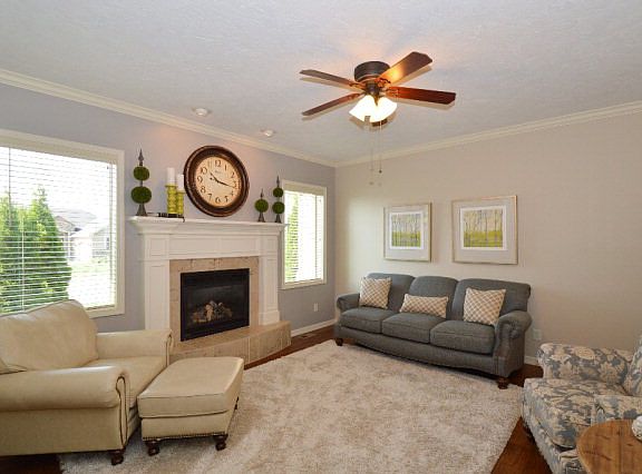 3rd image of 1253 Arrow Point Ln