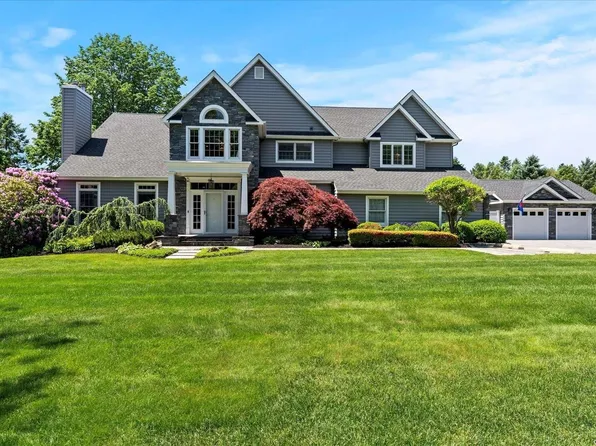 49 White Birch Circle, Miller Place, NY 11764