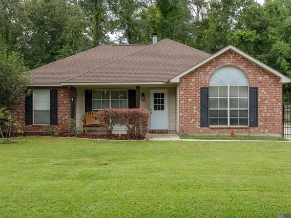 34824 Gravesbriar Dr, Denham Springs, LA 70706