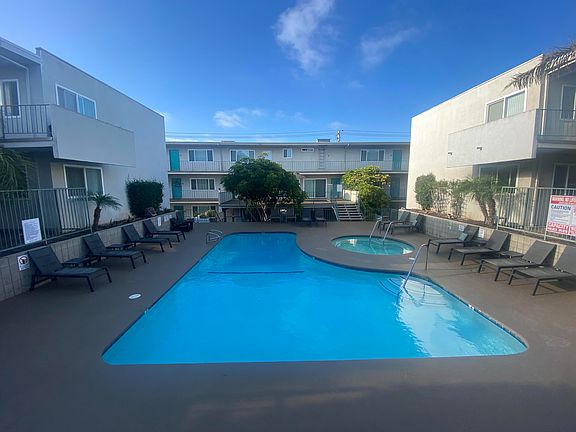 2nd image of 3656 Garnet St APT 331