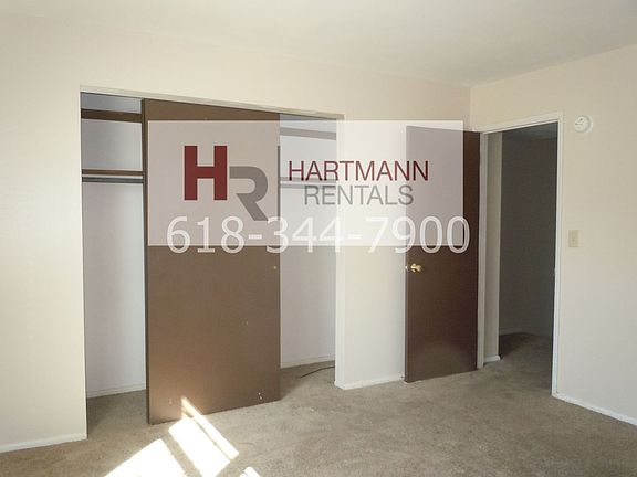 5th image of 1106 Arrowhead Dr #A