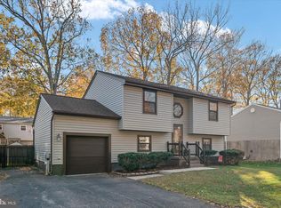 1215 Garret Ave, Churchton, MD 20733