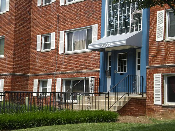 2nd image of 3833 Hamilton St #G-202