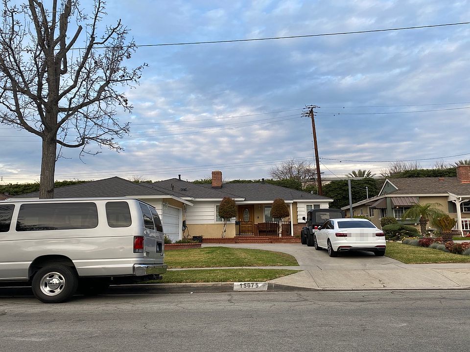 1st image of 15675 Starbuck St