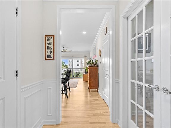 3rd image of 3202 Peters Farm Way #202