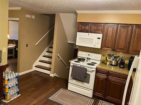 5th image of 6320 Delcrest Dr