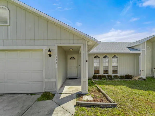 2850 SE Buccaneer Circle, Port St Lucie, FL 34952