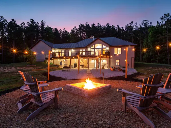 655 Thunder Ridge Dr, South Pittsburg, TN 37380