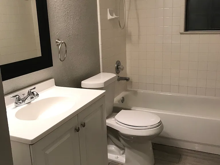 1610 Poage Ave #1612 — Photo 7