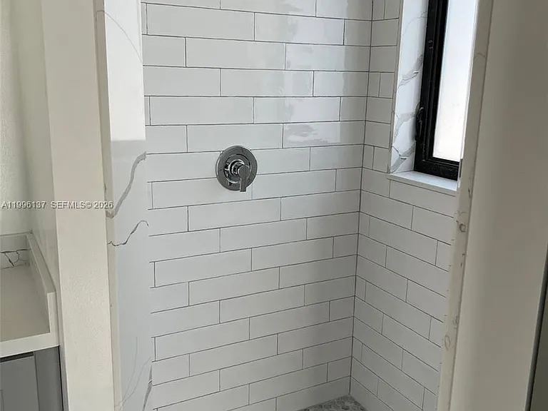 234 Avalon Ave — Photo 15