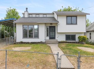 2924 N Standard St, Spokane, WA 99207
