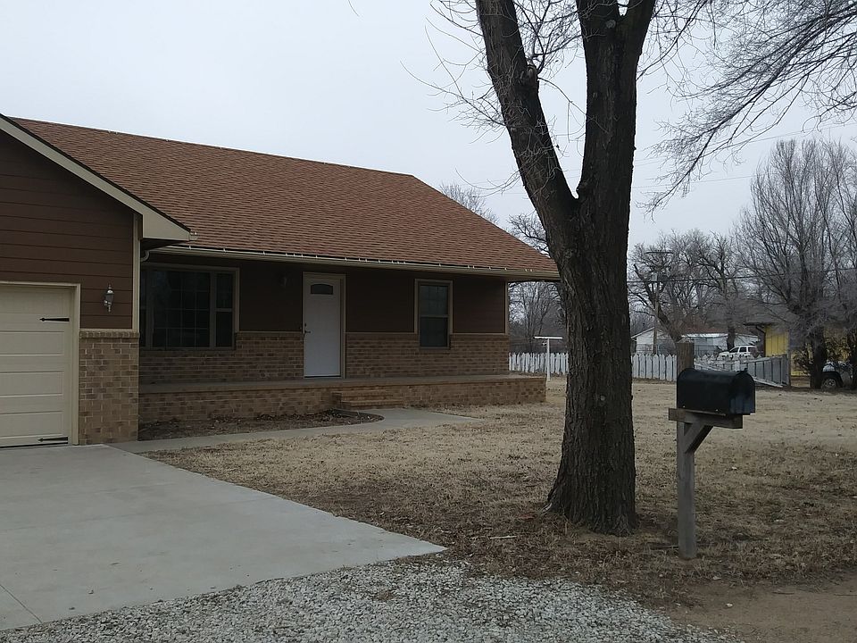 1st image of 2820 Saint Elmo Dr
