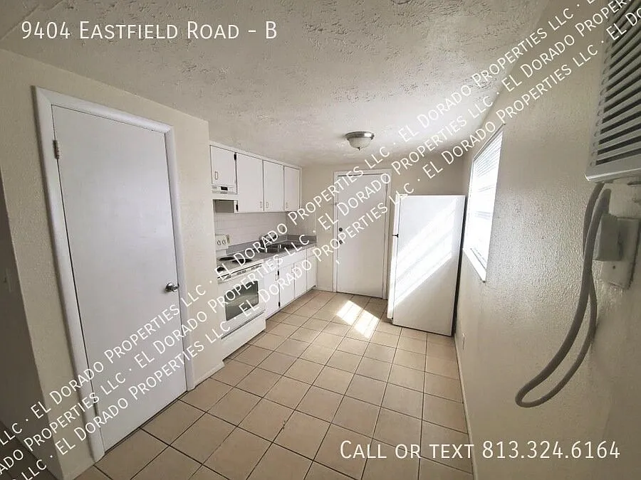 Spacious 2br/1ba duplex near USF — Photo 3