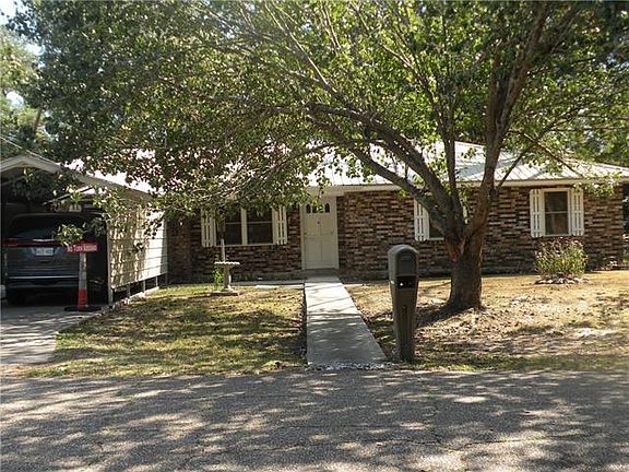 2nd image of 42075 Garden Dr