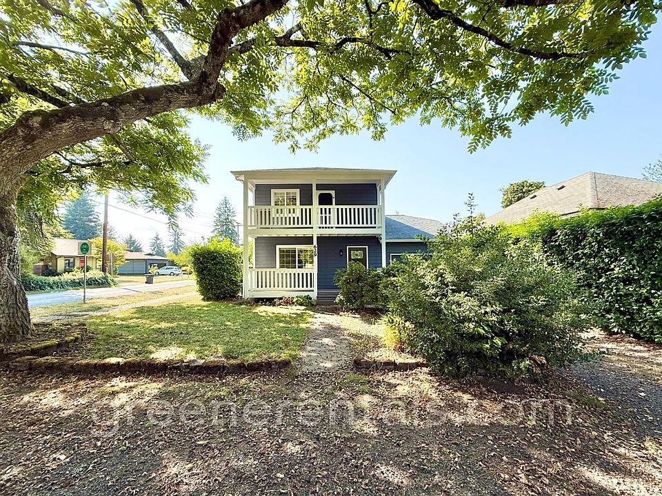 1st image of 629 Wilson St SE