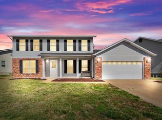 2528 England Town Rd, Saint Louis, MO 63129