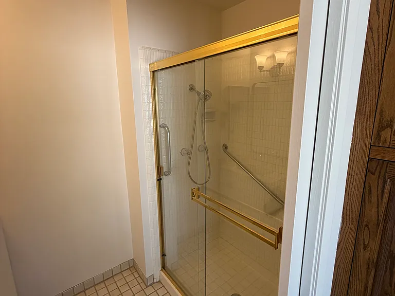427 Bloom Ln — Photo 34