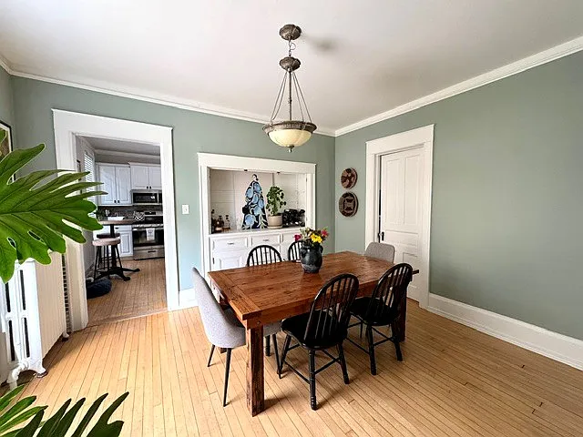 Large Dining Room.