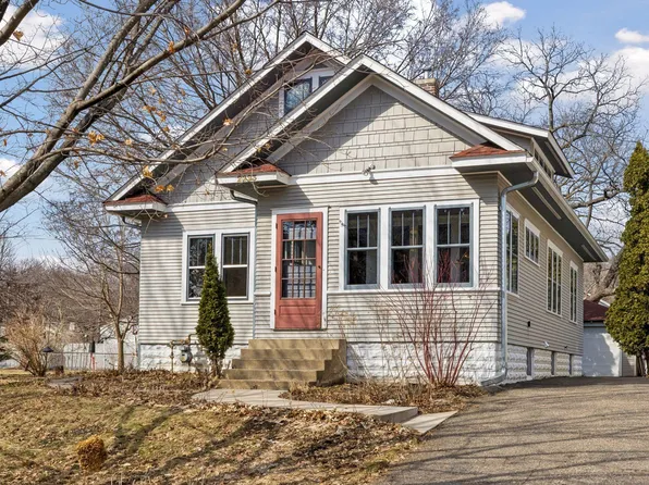 2223 Stewart Ave, Saint Paul, MN 55116