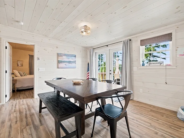 74 Blackmore Pond Cir — Photo 16