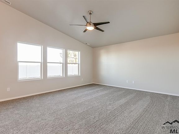 5th image of 10690 Hackberry St