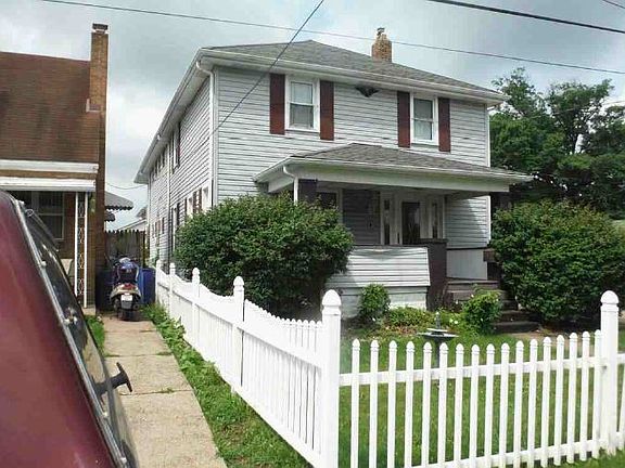 4th image of 545 Arden Ave
