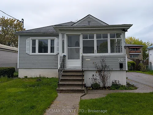 20 Wellington Cres Photo 1