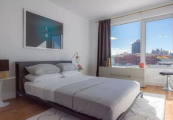 3rd image of 6 W 126th St APT 4I