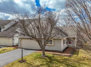 41 Commonwealth Drive, Glenmont, NY 12077