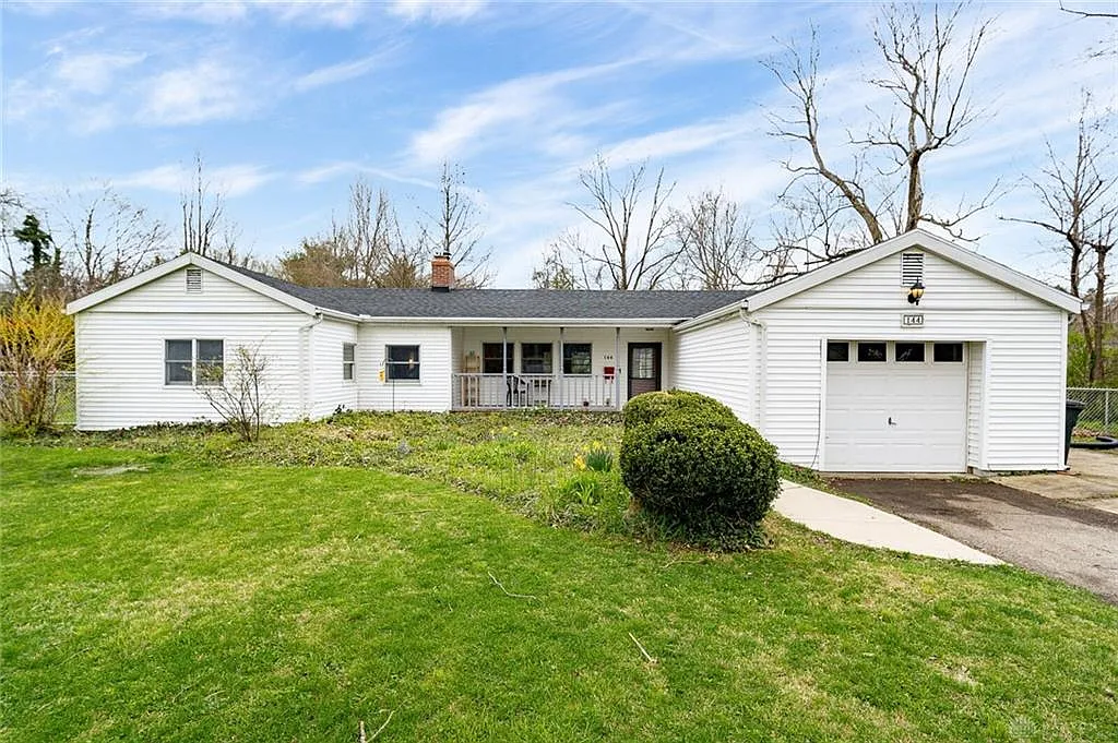 144 W Center College St photo 1