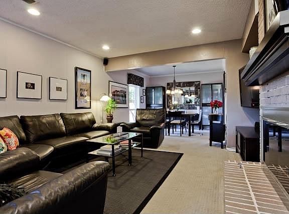 5th image of 15615 Regal Hill Cir