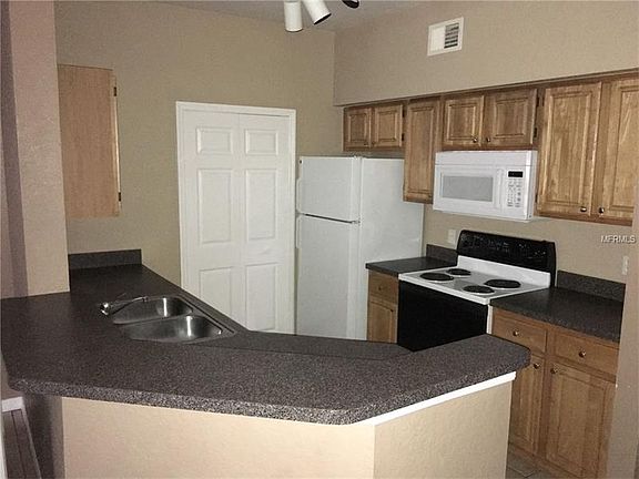 4th image of 6029 Westgate Dr APT 715