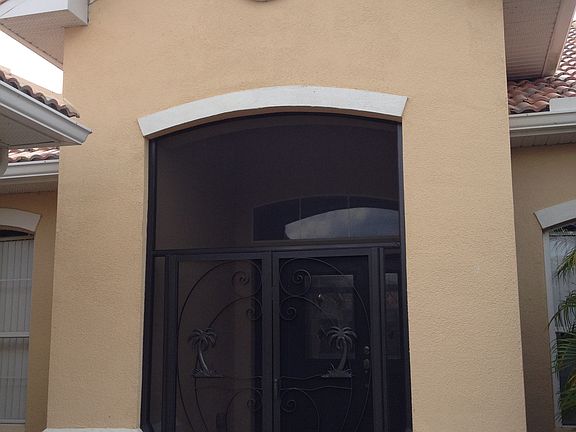 2nd image of 3587 Somerset Cir