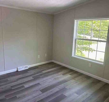 5th image of 10 Gardner Falls Rd #1