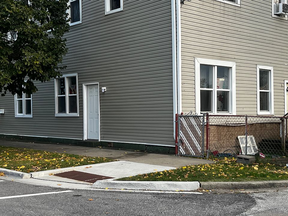 1st image of 10801 S Burley Ave Rear 2