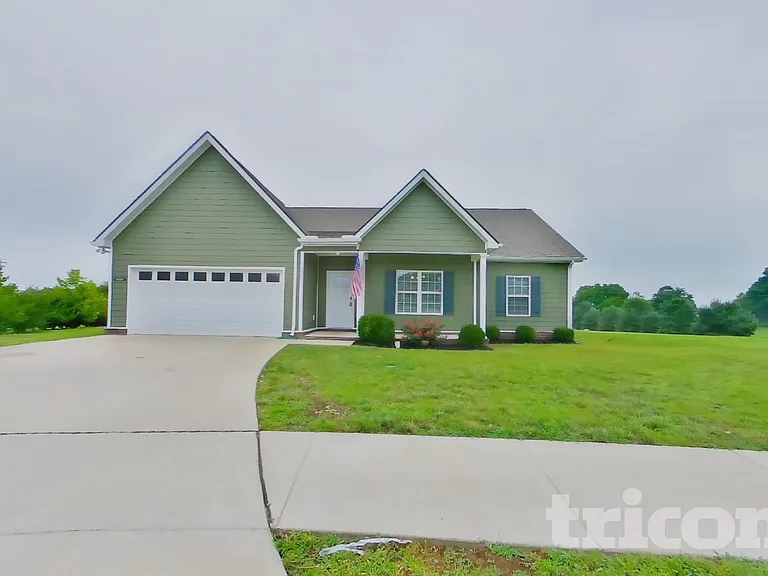 929 Stokewood Pl — Photo 1