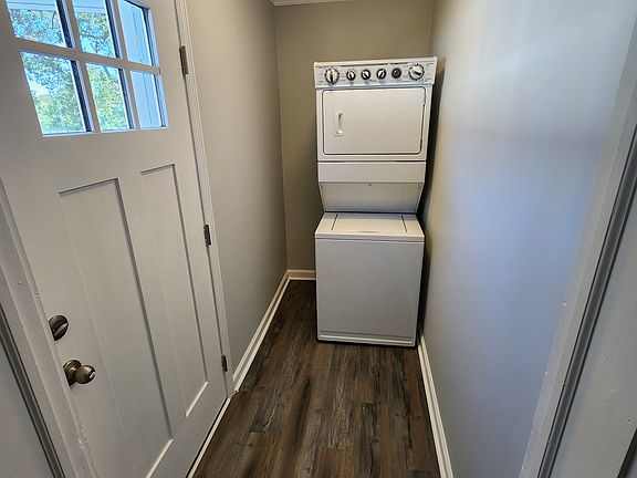 2nd image of 260 N Cleveland Park Dr #A