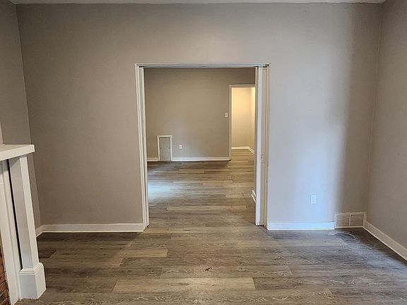 5th image of 2739 Bergman St