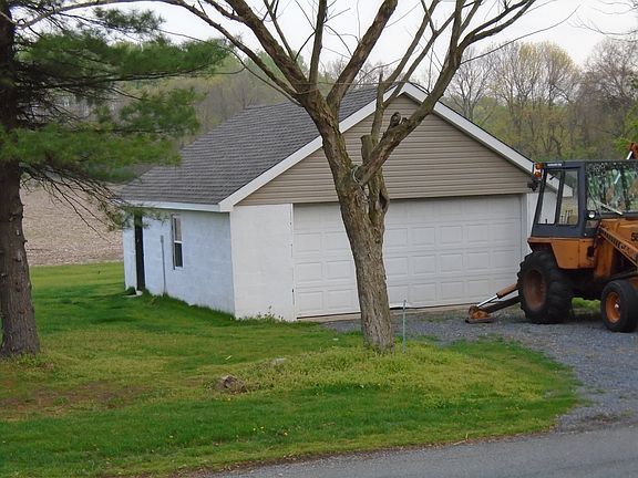 2 Car Detached Garage 