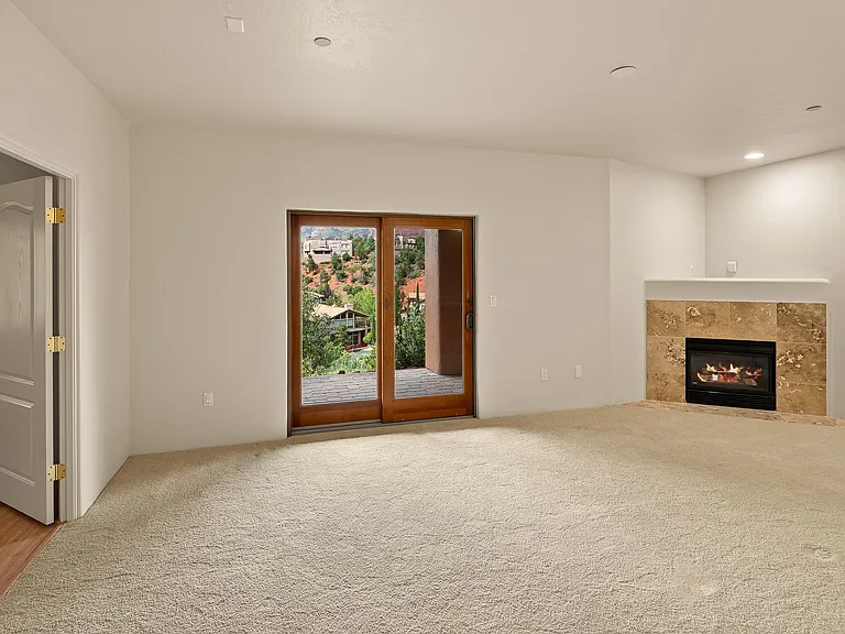 227 Les Springs Dr — Photo 52