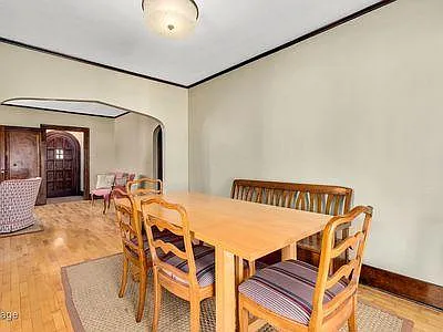 404 Lyon Ave — Photo 7