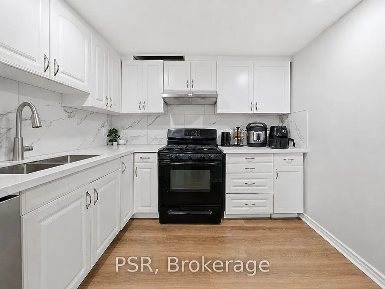 1479 Bancroft Dr #BASEMENT — Photo 9