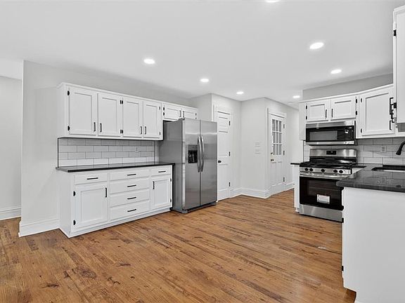 5th image of 598 Saddletop Ln