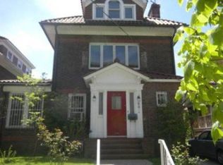 69-14 Dartmouth St, Flushing, NY 11375