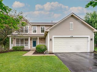1136 E Tedy Ct, Round Lake Beach, IL