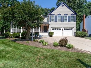 2956 Timber Wood Way, Herndon, VA 20171