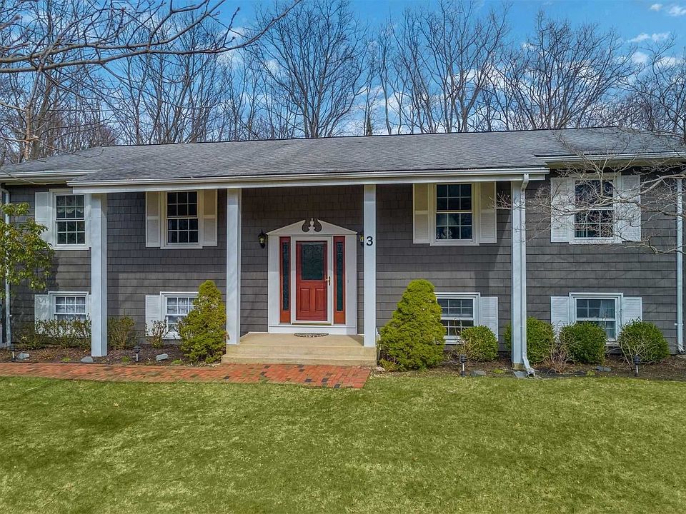 1st image of 3 Ellen Dr
