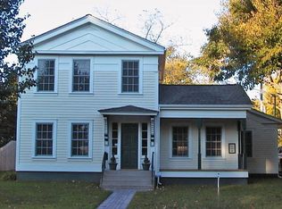 430 N Sheridan Rd, Waukegan, IL 60085