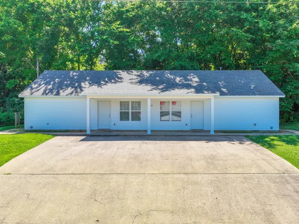 511 Johnson St, Bolivar, TN 38008